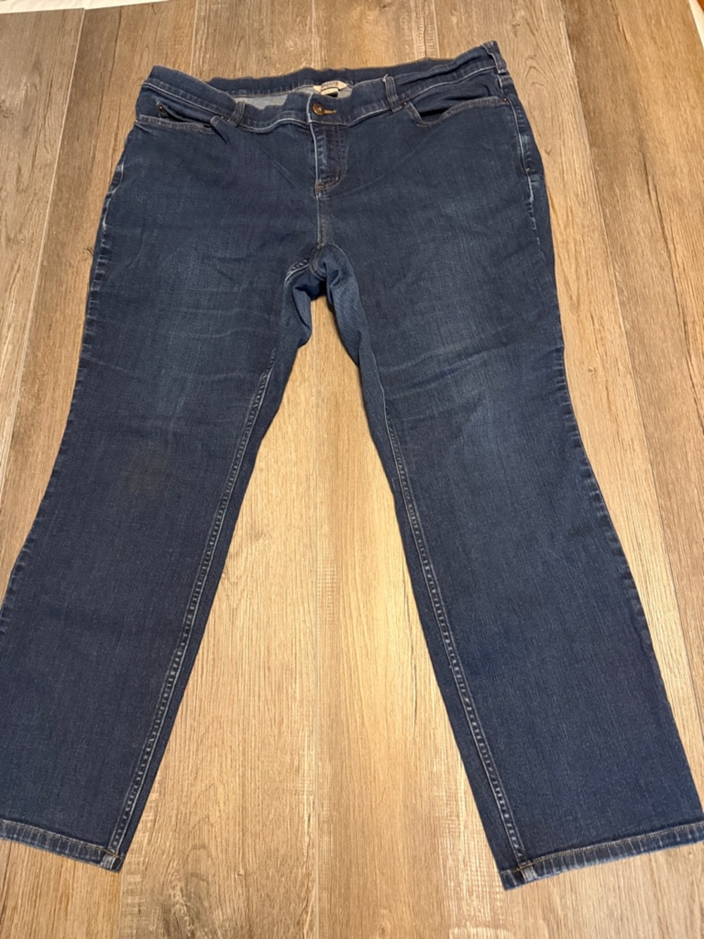 Duluth Trading Co Dark Blue Straight-Leg Women's Jeans